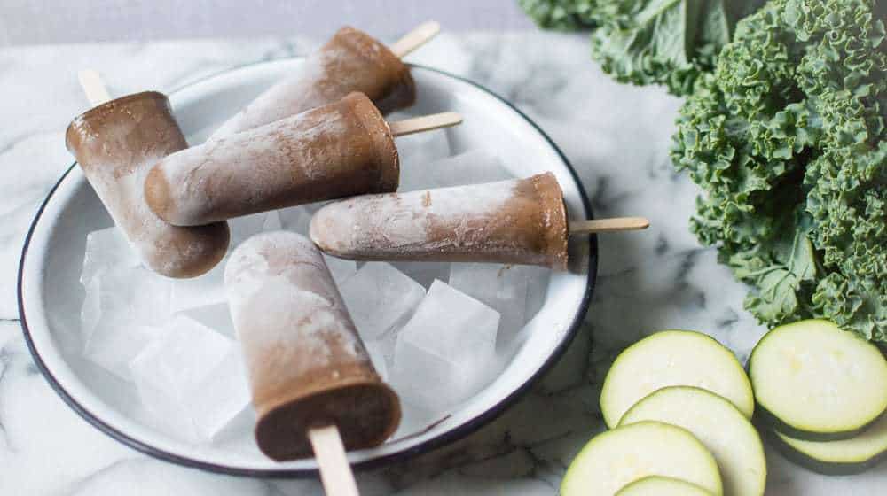 These Super Healthy Fudge Pops are creamy, delicious and the perfect chocolaty treat that will dazzle your family. Loaded with veggies, dairy-free, gluten free and super kid-approved.